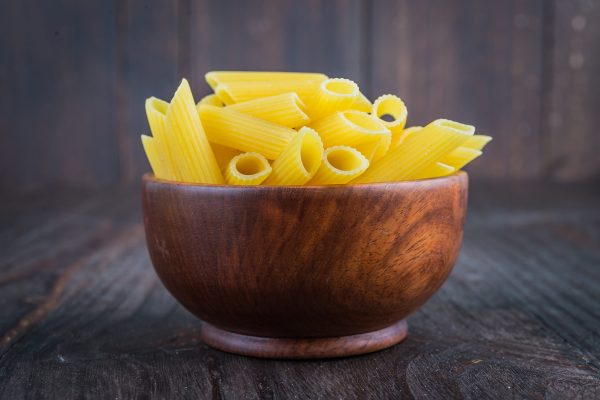 Food e crush tomato raw pasta